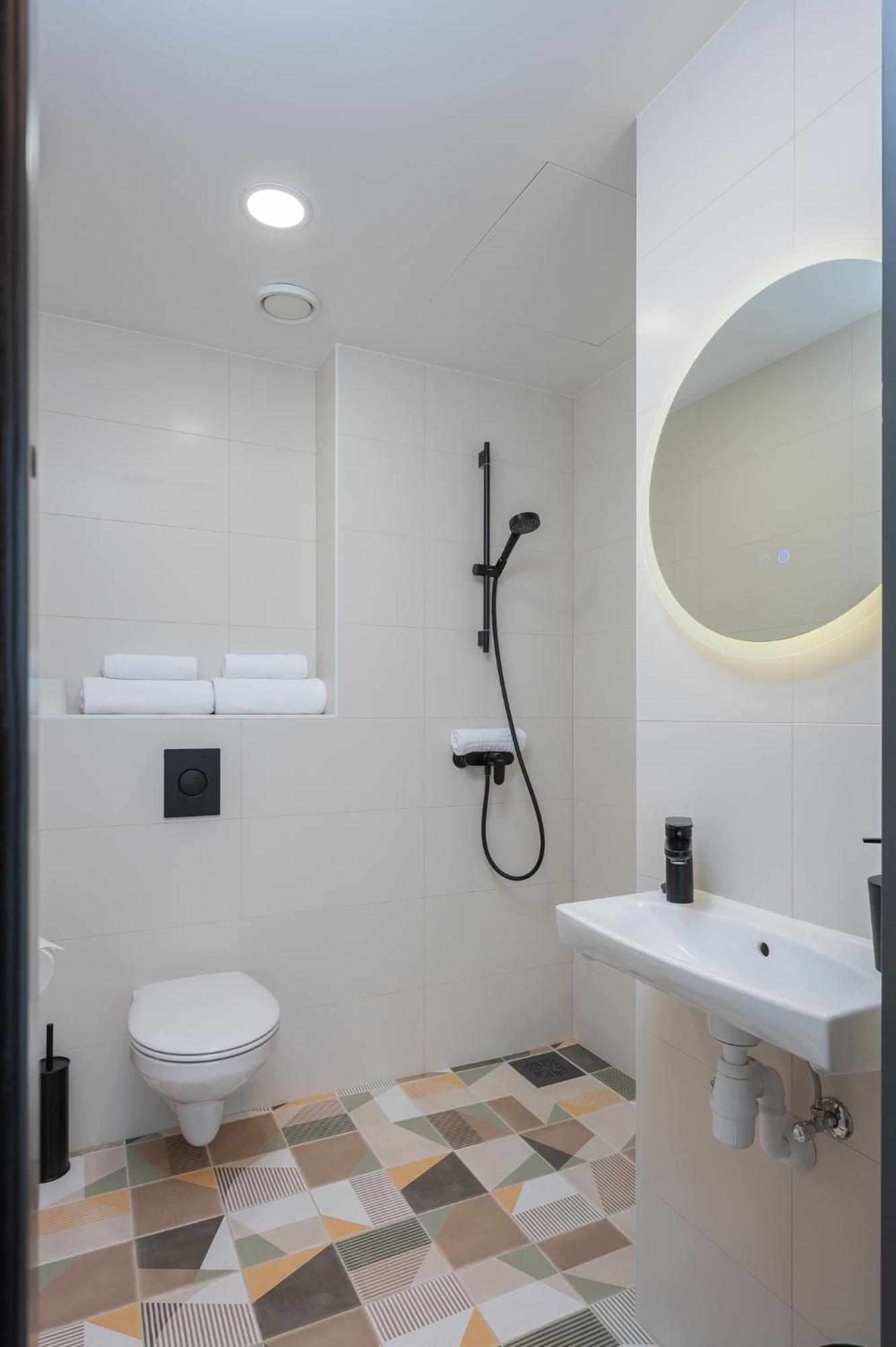 Rare Apartments - Self Check-In Miniapartments 타르투 외부 사진